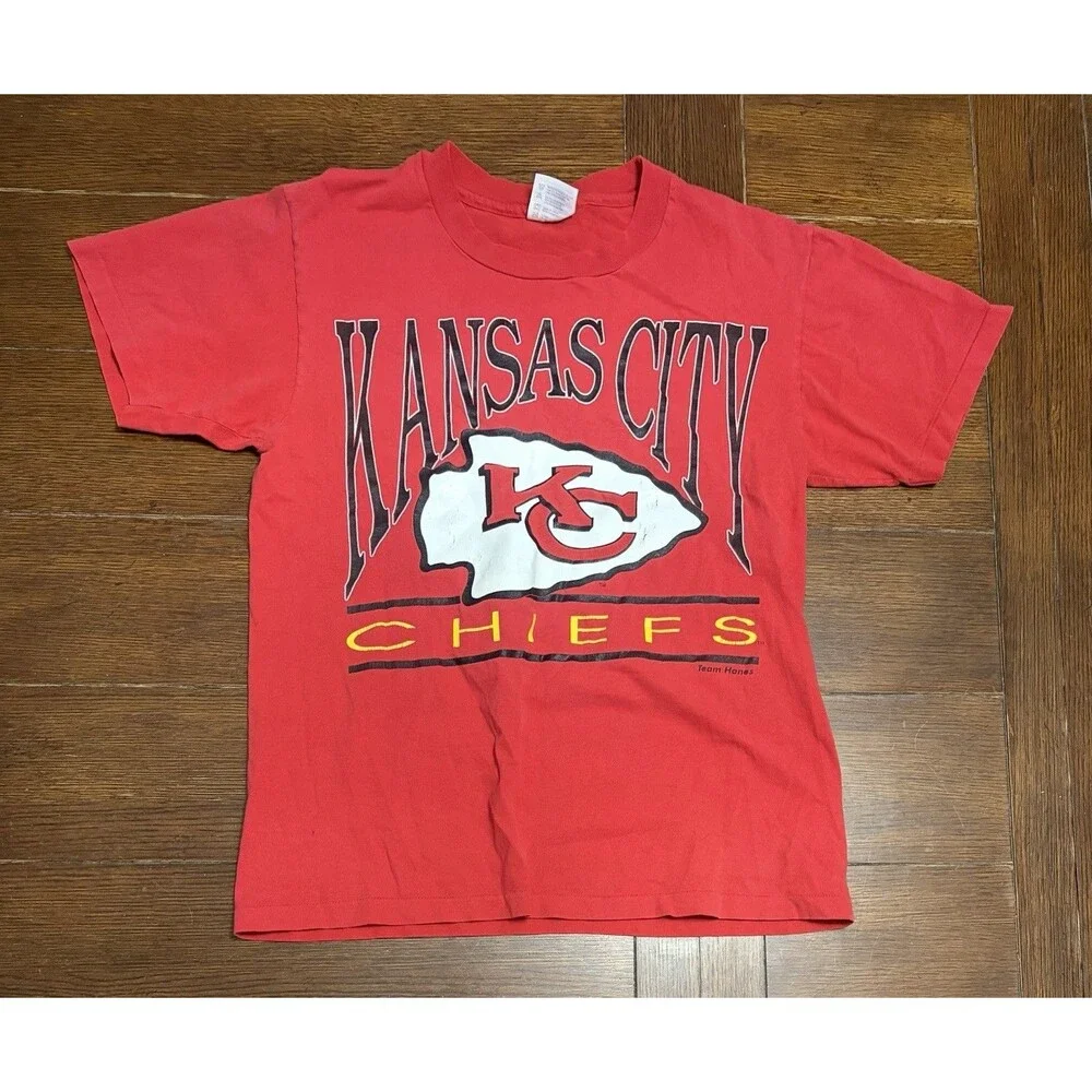 Vintage Kansas City Chiefs Men’s Size M Single Stitch Red Hanes T Shirt NFL